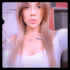 Meet your Posher, Carly